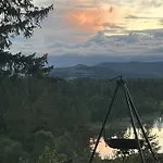 Handmade By Pond On Golsfjellet גול