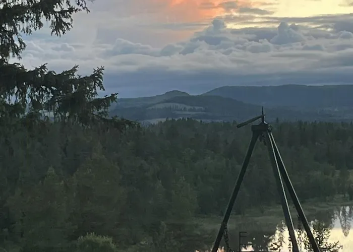 Handmade By Pond On Golsfjellet Gol